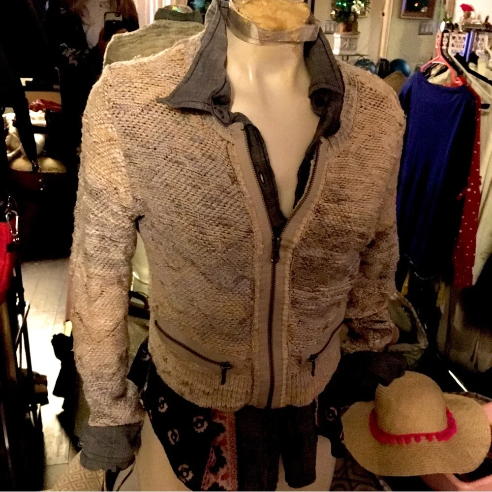 🍃FREE PEOPLE 🍃 cotton zip up sweater. - Picture 9 of 10